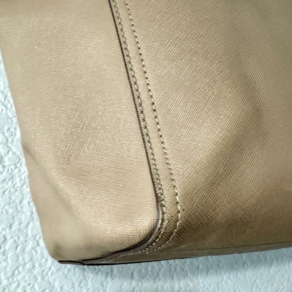 Tory Burch Robinson Tote Bag - (See Note re: Straps) - Picture 5 of 16